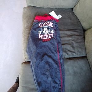 Mickey Mouse capris size large
